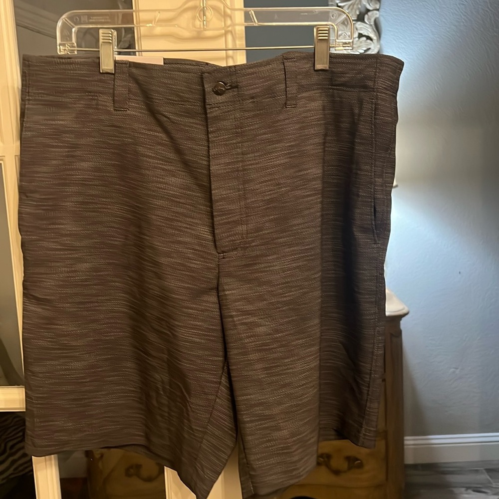 NWT Men’s Callaway Golf Shorts Size 38